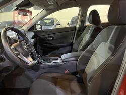 نیسان سێنترا